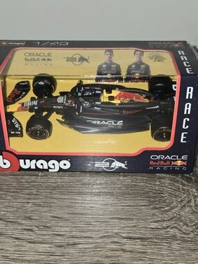 Red Bull 1:43 RB20 2024 F1 Model Car Diecast Formula 1 Cars Max Verstappen #1